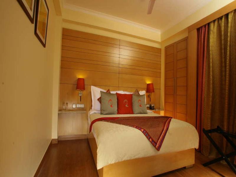 ​Justa Panchsheel Park Hotel New Delhi Exterior photo